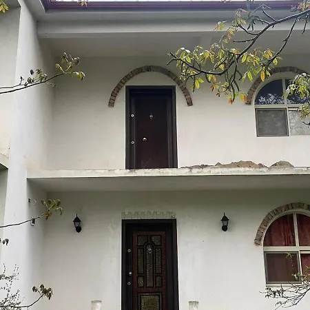 Ferienhaus Bitro House Pogradec