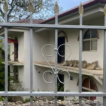 Bitro House